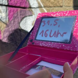 Irgendwas mit Pink, Glitzer (und Dreck)